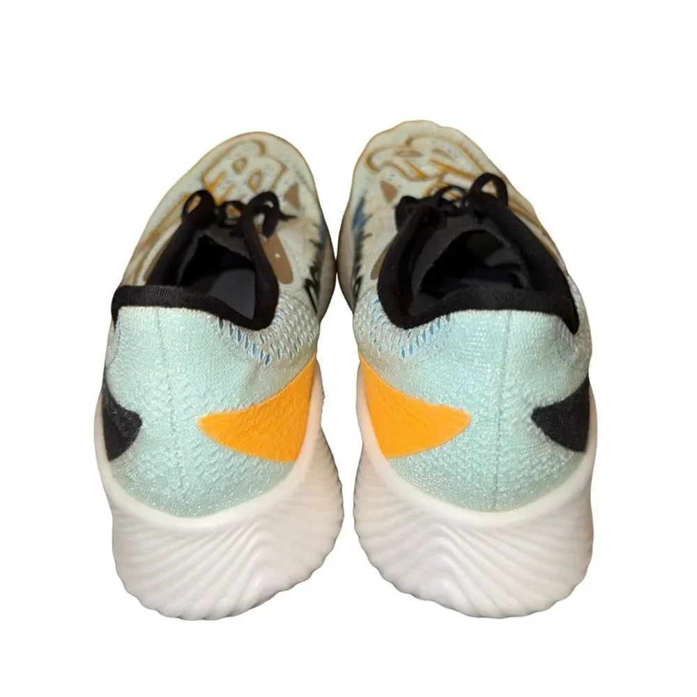 New Balance Men's Athletic Shoes - Black, White, Gold, Blue RC elite size 11D